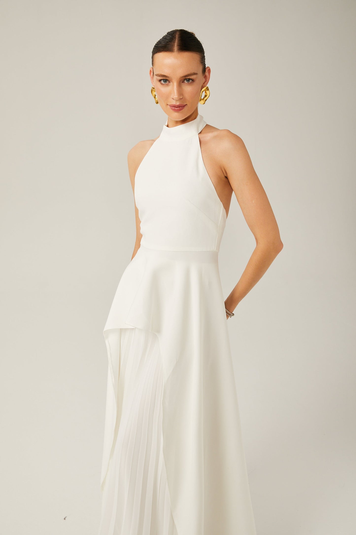 Atenea | Vestido largo con capas espalda abierta