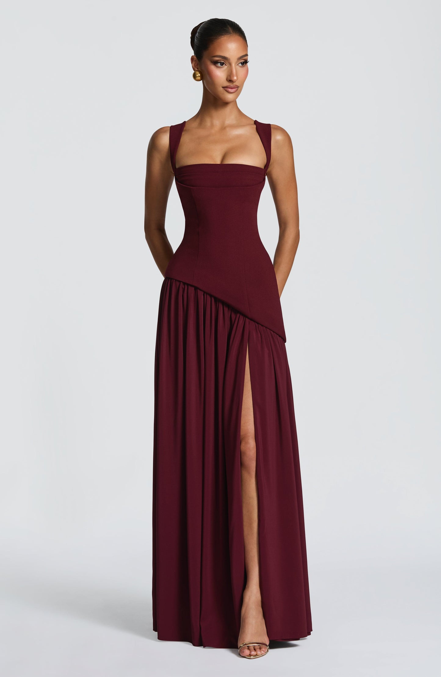 Artemisa | Vestido largo escote cuadrado y abertura lateral