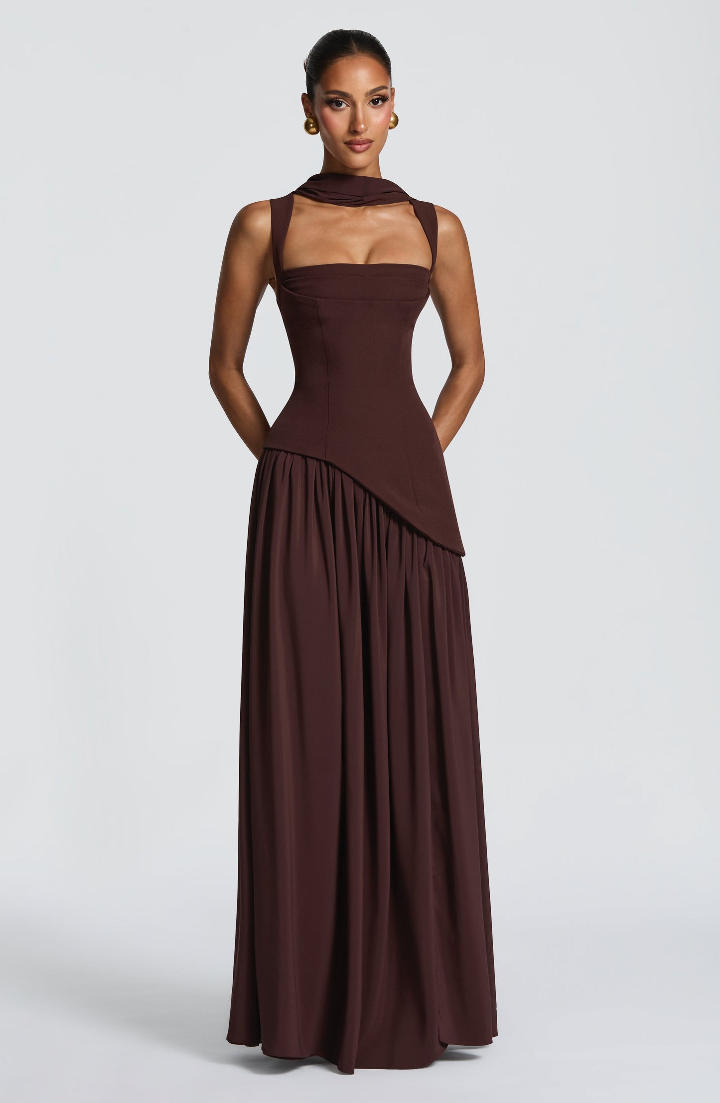 Artemisa | Vestido largo escote cuadrado y abertura lateral